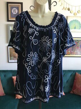 CJ BANKS 1X/ 2X Navy Blue Metallic Soutache Embroidered Artsy Stretch Knit Top